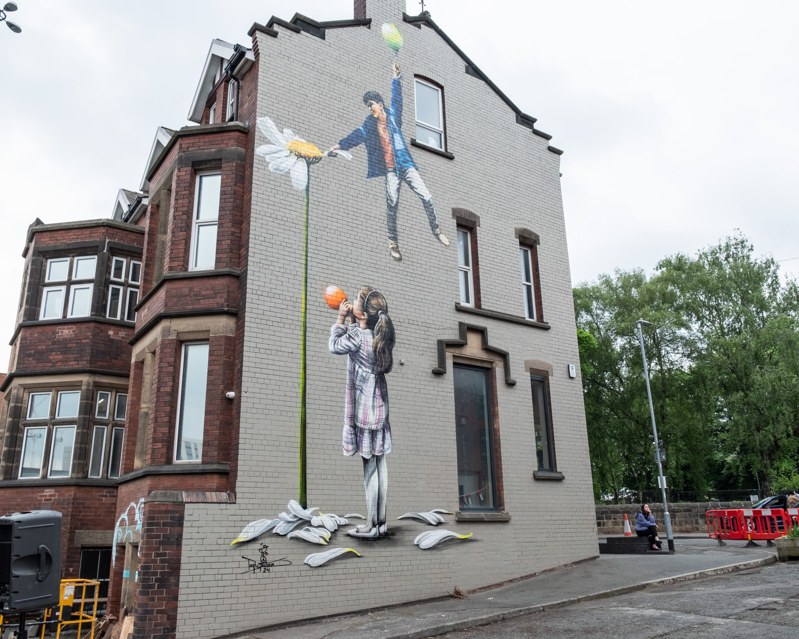 Taqi Spateen’s To Be Or Not To Be The internationally recognised Palestinian artist Taqi Spateen unveiled a new...