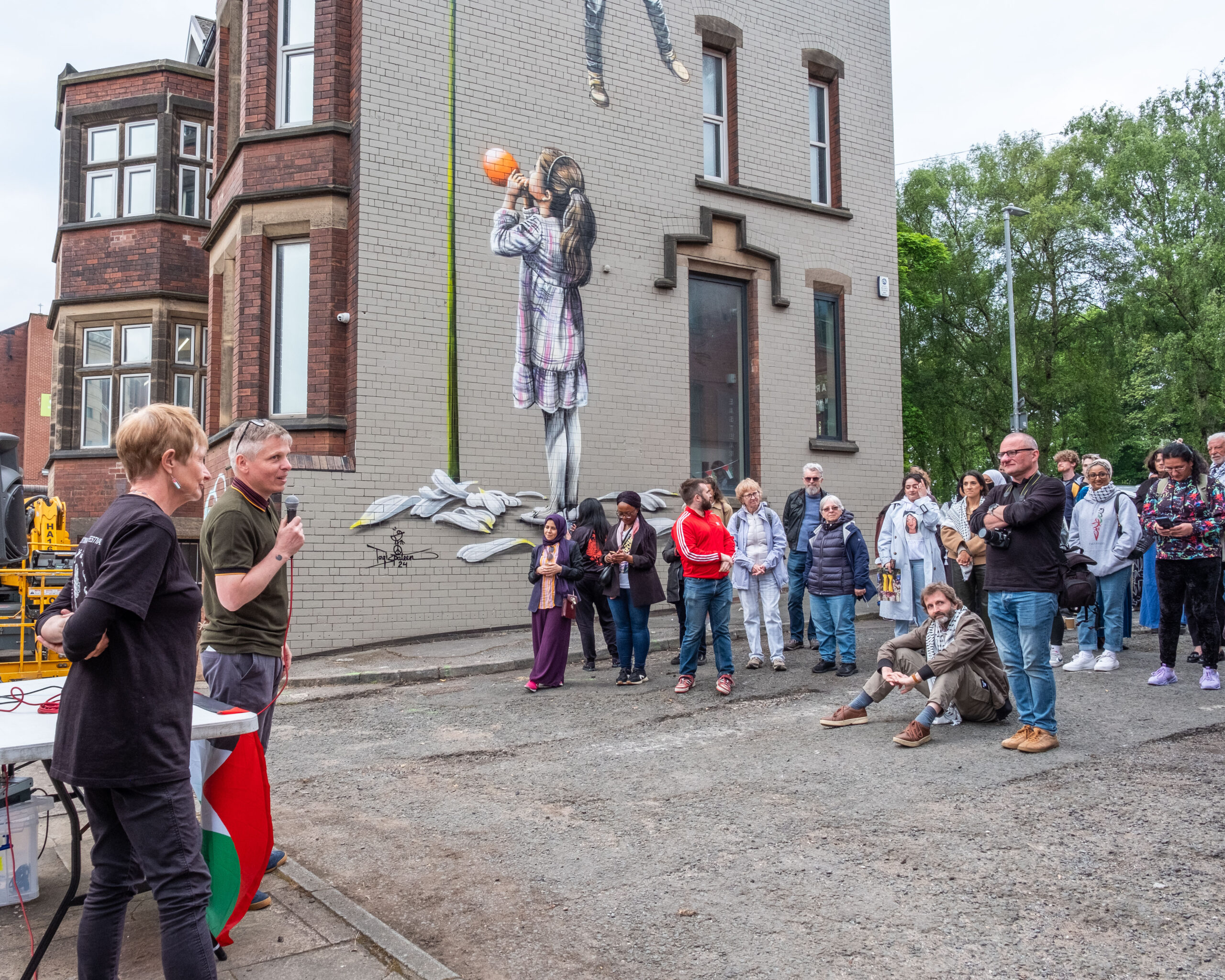 Taqi Spateen’s To Be Or Not To Be The internationally recognised Palestinian artist Taqi Spateen unveiled a new...