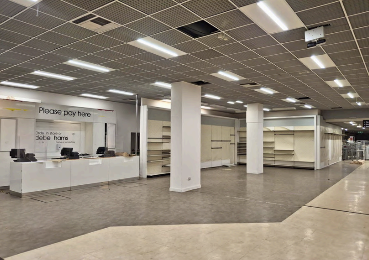 Large former retail unit, The Potteries, in Hanley, Stoke-on-Trent