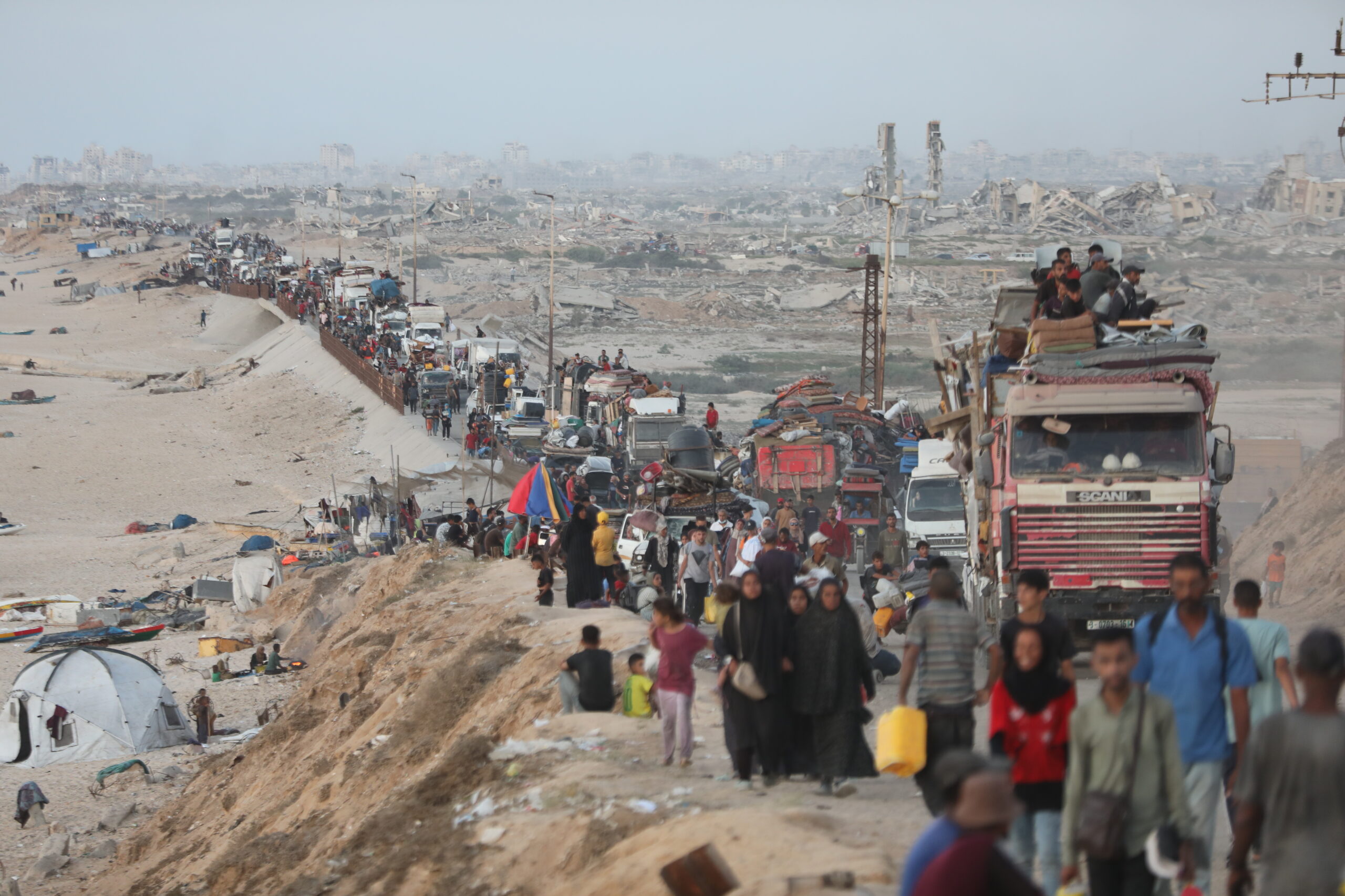 Fadi A. Thabet – Lens On Gaza: The Sun And Moon Still Rise Explore Lens on Gaza: The Sun and Moon Still Rise...