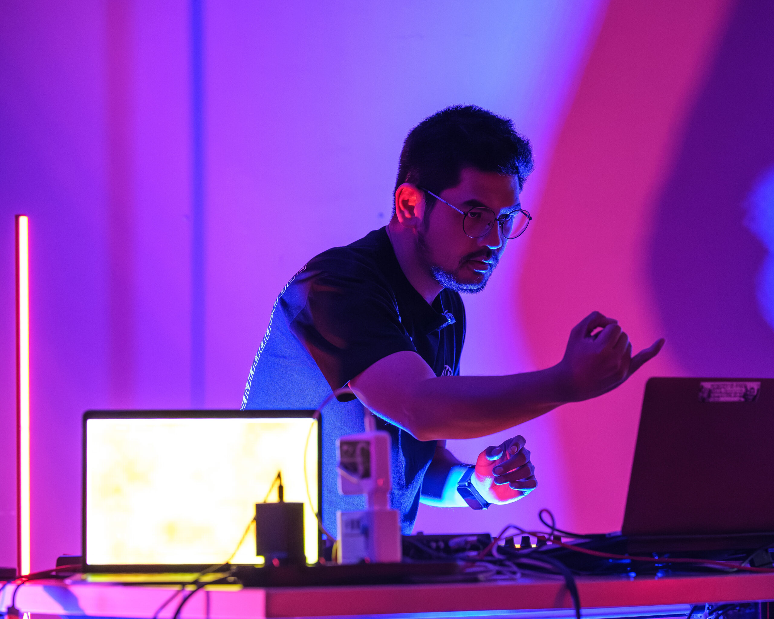 IKLECTIK: NOMADIK 3D Sound Week Leeds hosted its first ever 3D sound week in May...