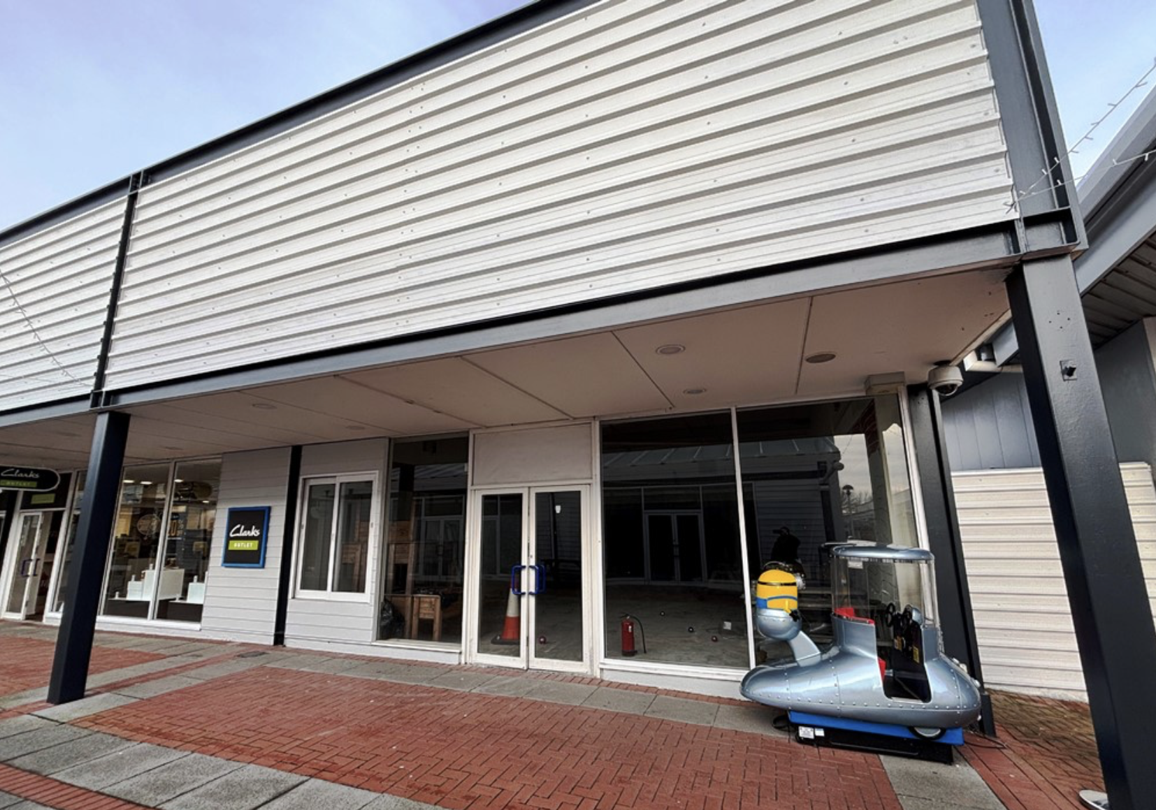 Newcastle Quays Retail Park Four former retail units, Newcastle Quays Retail Park, in North...
