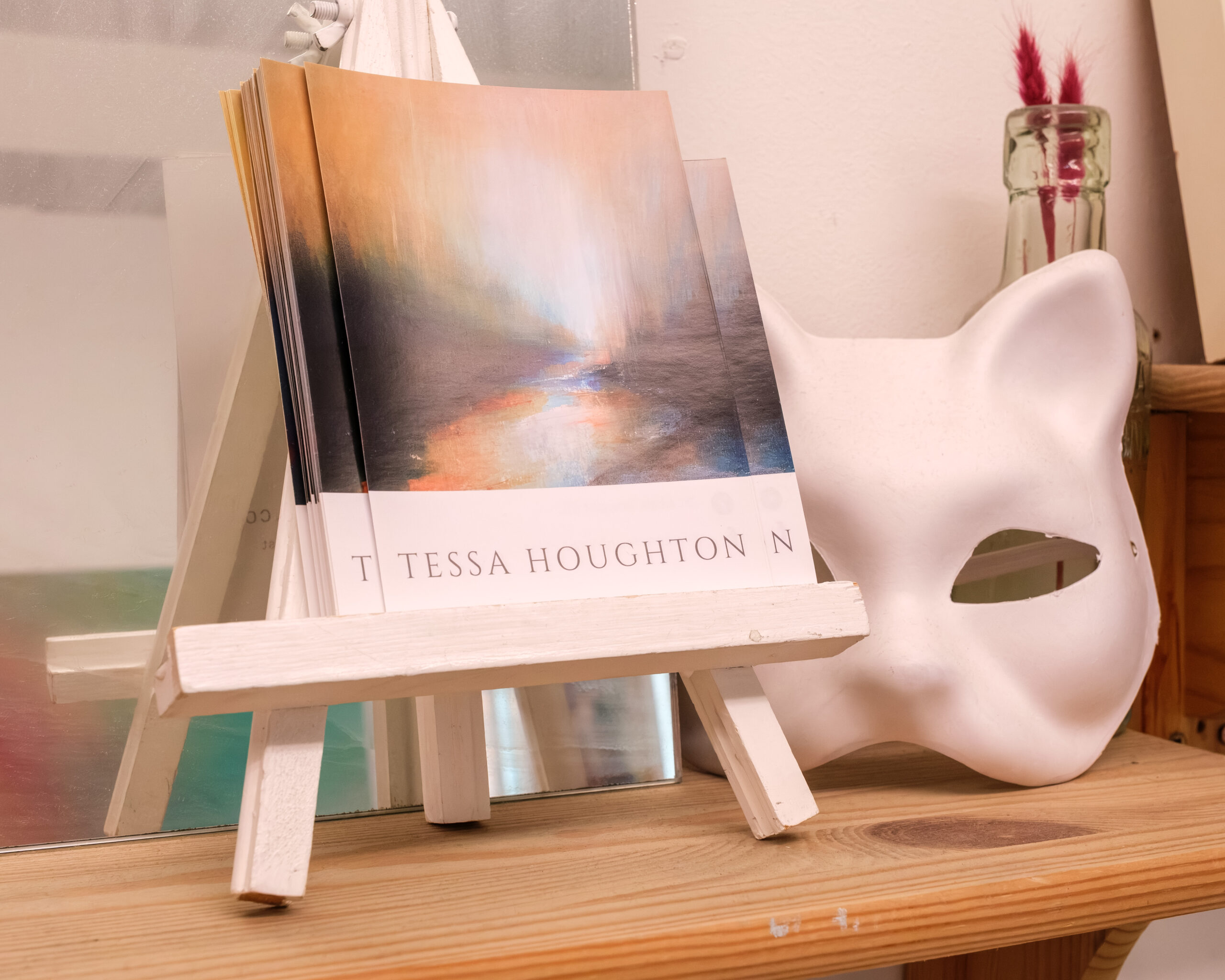In Conversation With Tessa Houghton Painter and life drawing tutor Tessa Houghton on gesture drawing,...