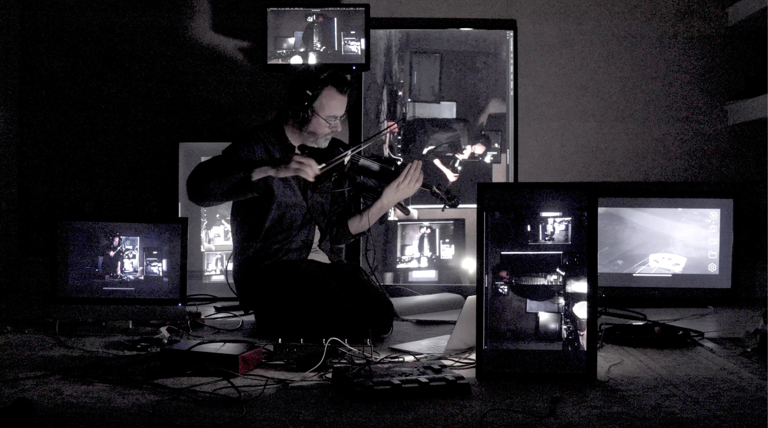 James Sewell: Project Space Residency Join James Sewell for a sharing of work made as...